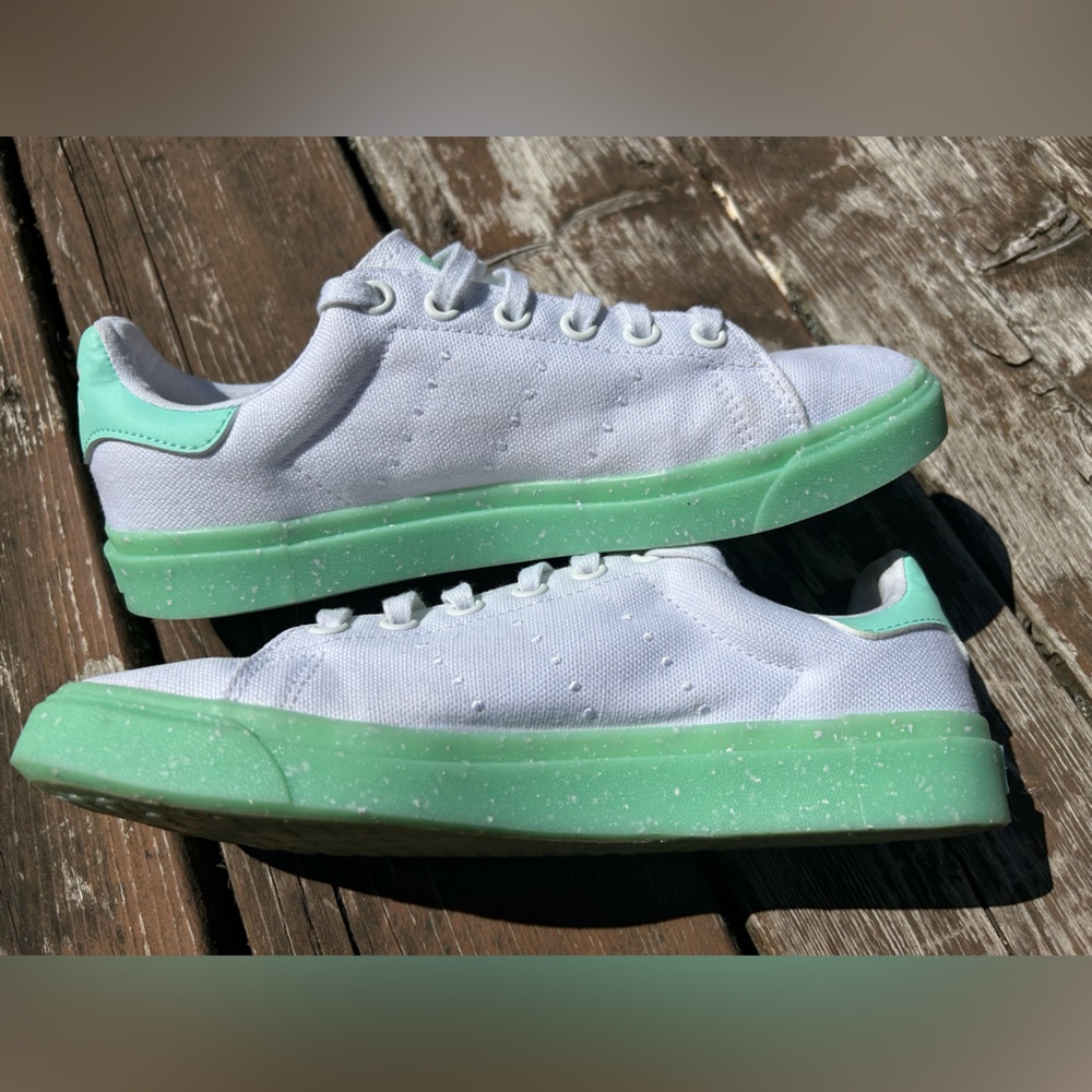 Adidas Stan Smith Sneakers- White and mint green